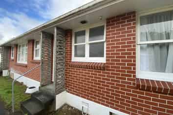 2/4 Gower Street , Trentham