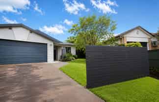 14 Clarion Place, Glendene