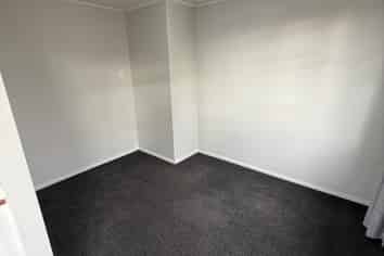 61 Kent Street, Marchwiel