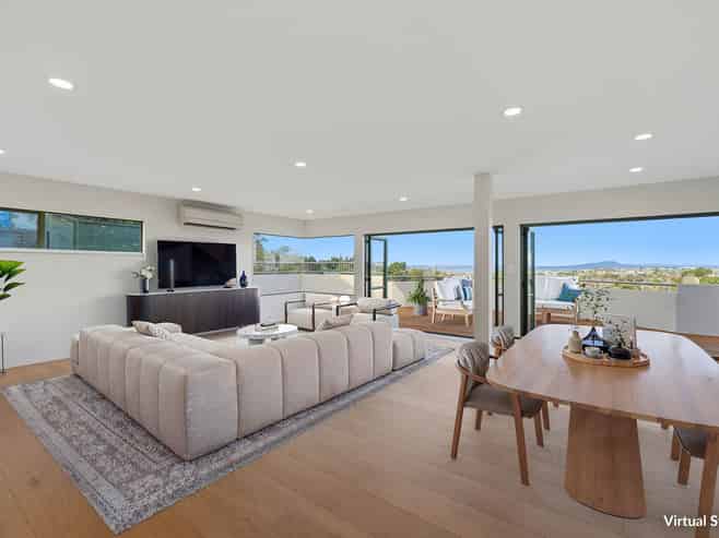 825 East Coast Road, Browns Bay