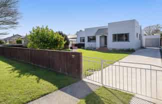 25 Pooles Road, Greerton