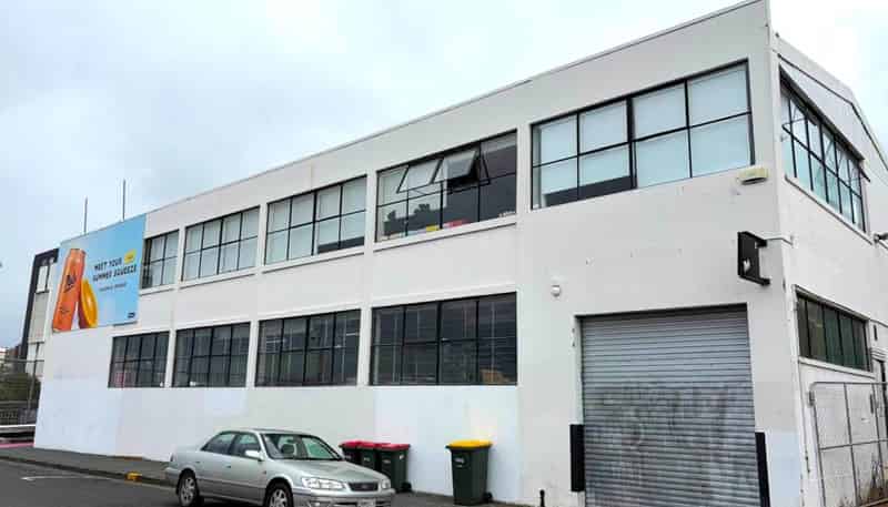 10 West Terrace, Newton
