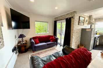 2A Robert St, Raglan