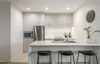 205/8 Waikumete Road , Glen Eden