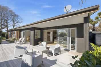 1 Honnor Place, Hurdon