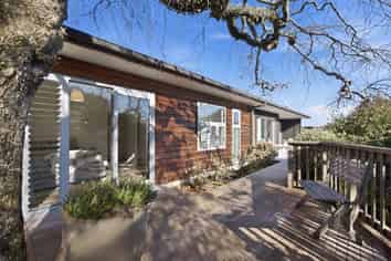 1 Honnor Place, Hurdon