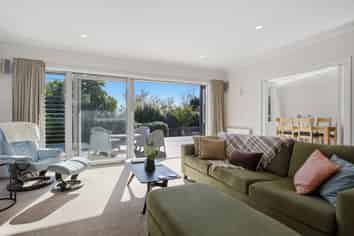 1 Honnor Place, Hurdon