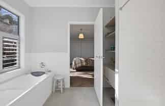 1 Honnor Place, Hurdon