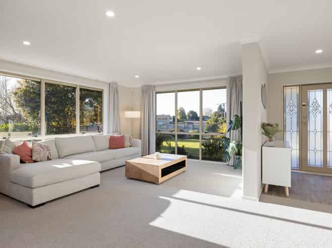 2 Mews Place, Forest Lake