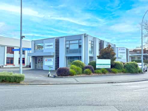Profile Corner Opportunity + 8 on-site car parks