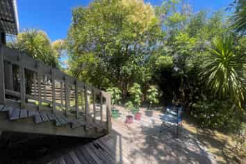 2/134 Golf Road, Titirangi