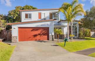 5 Mary Forgham Drive, Greenhithe