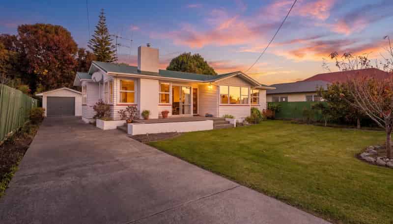 14 Dunstan Street, Otaki