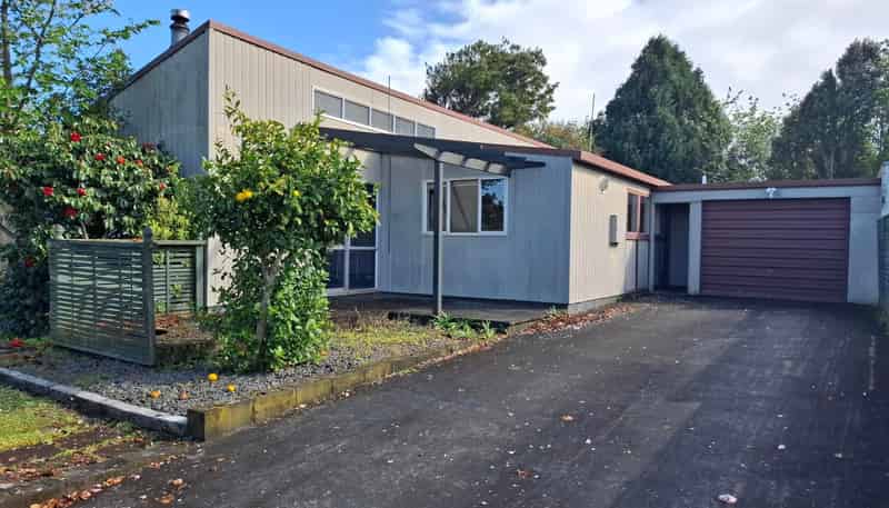7 Oaklea Avenue, Marton