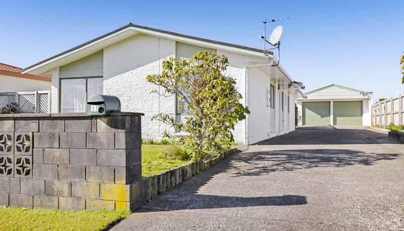 11 Towai Street, Inglewood