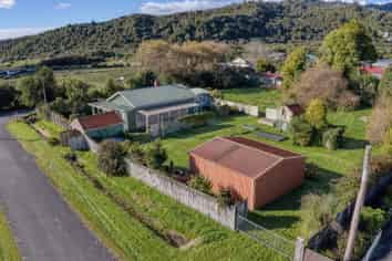 30 Gibson Street, Ross