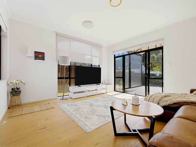 4 Pepperdine Place, Albany