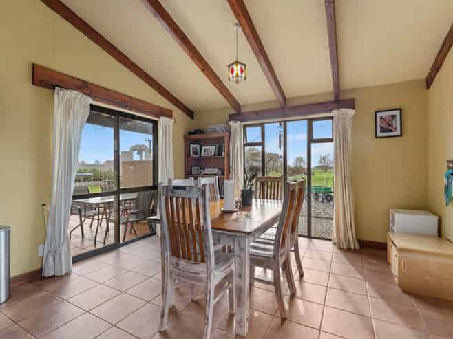 15 Waitarere Beach Road, Waitarere