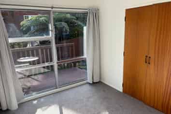 4/290 Glenfield Road, Glenfield