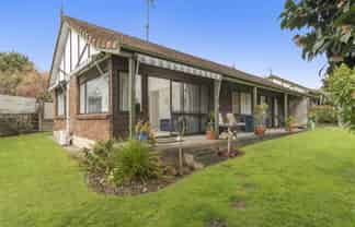 27b Kotuku Place, Matua