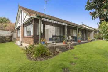 27b Kotuku Place, Matua