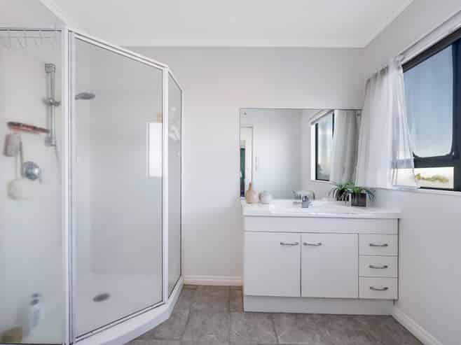 19B Eske Place, Highland Park
