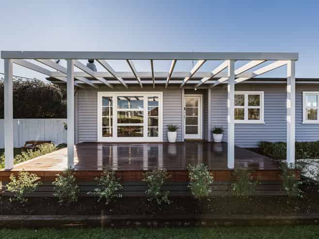81 Tollemache Road East, Longlands