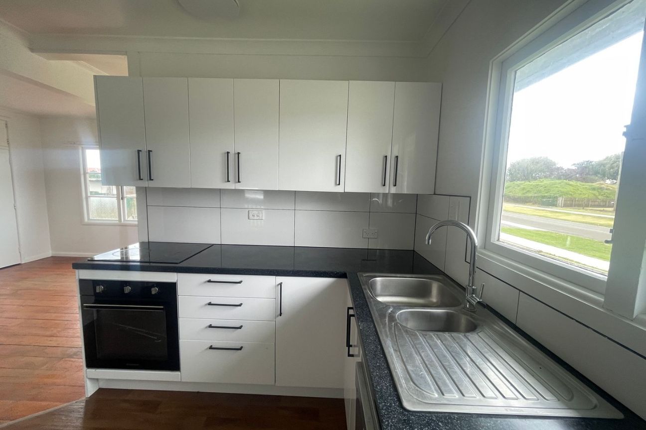 Three Bedroom Opotiki Home for Rent - Ansicht 2