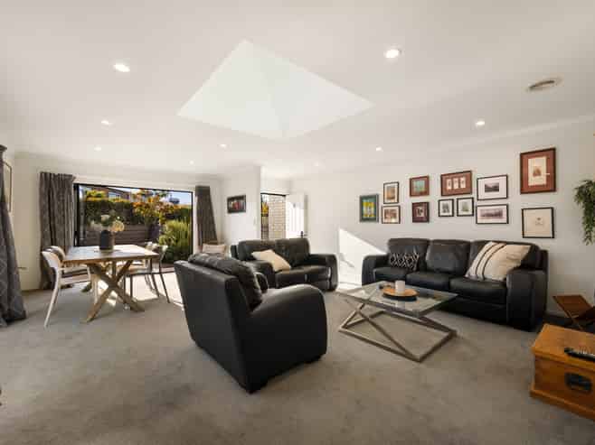 11 and 11A Niger Street, Wanaka