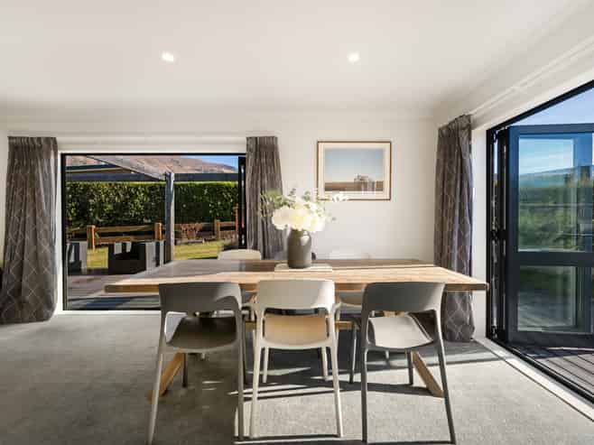 11 and 11A Niger Street, Wanaka