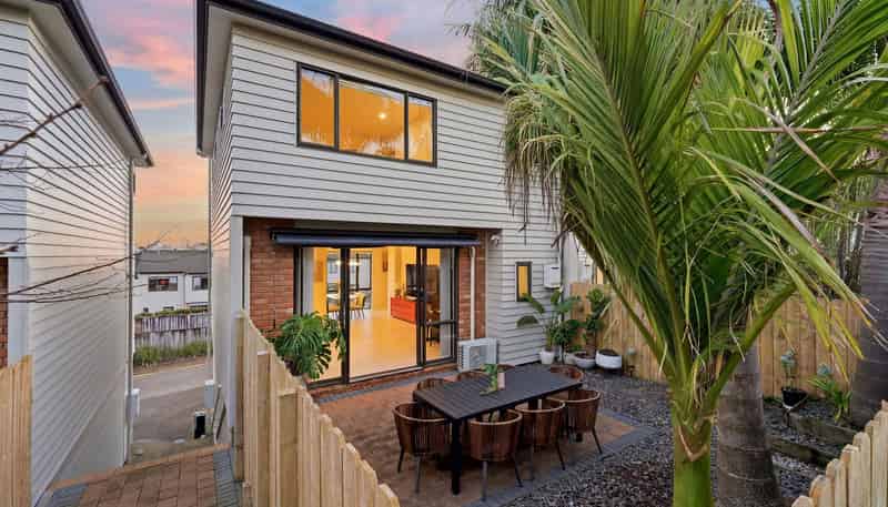 40/22 Northcross Drive, Albany