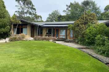 8 Matfen Street, South Hill