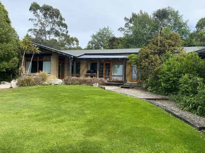 8 Matfen Street, South Hill