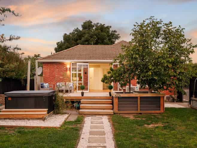 12 De Havilland Street, Hornby