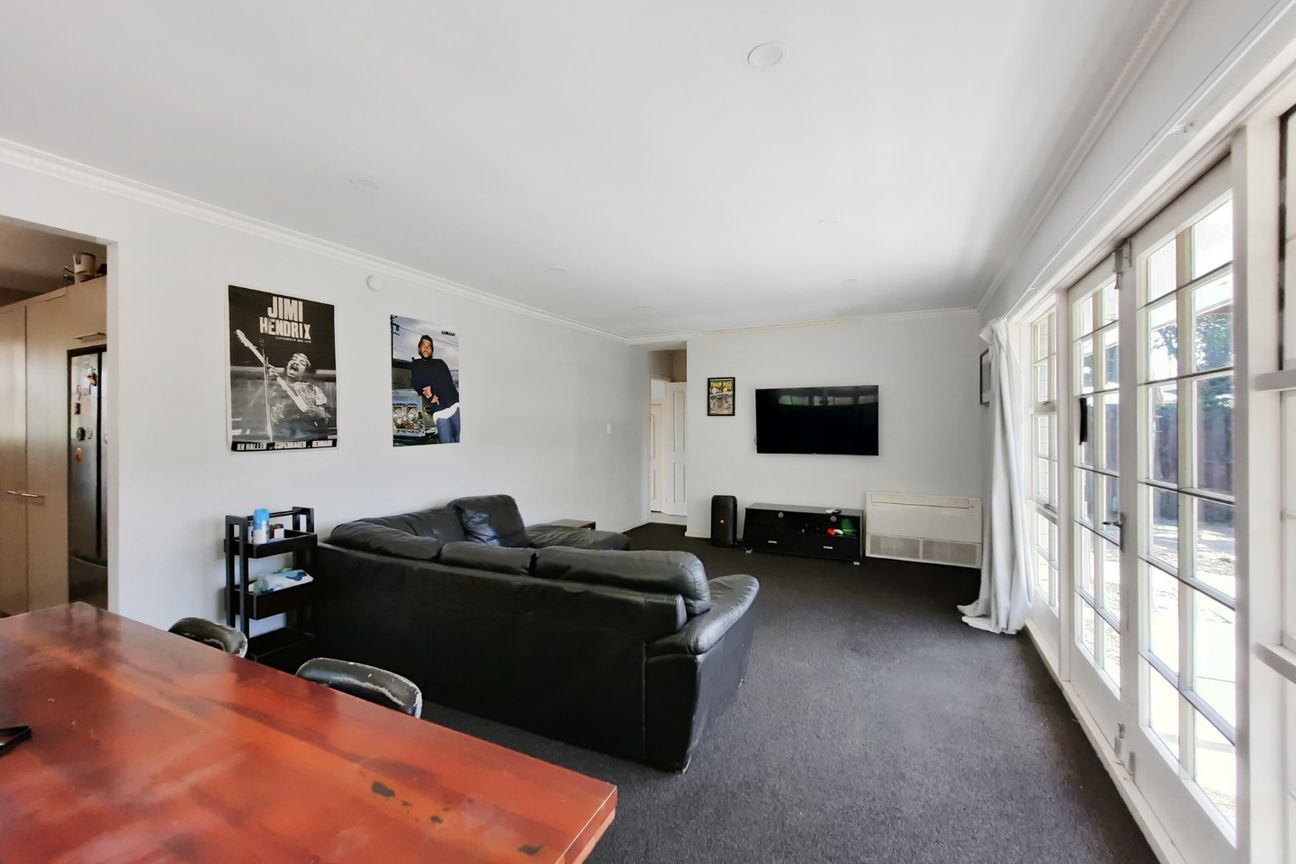 Spacious Four Bedroom Home In Prime Ilam Location - Widok 4