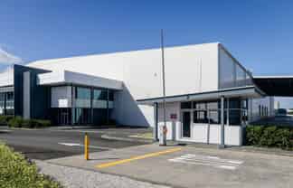 High Performing Temperature Controlled Warehouse