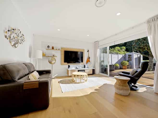 12 Pepperdine Place, Albany