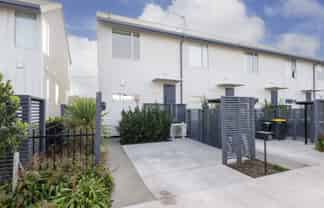 10 Sunshine Lane, New Brighton