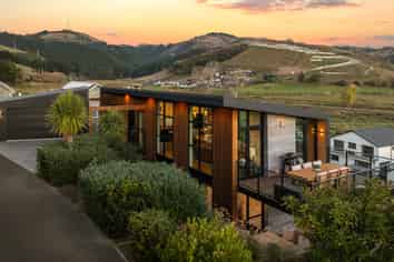 8 Jahan Lane, Cashmere