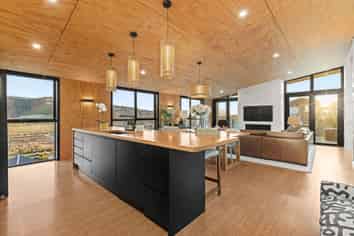 8 Jahan Lane, Cashmere