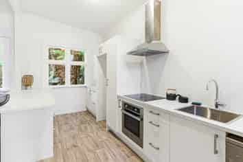 15 Clifford Street, Dalmore