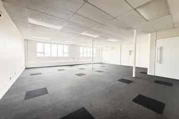 Affordable Browns Bay Office | 107 m2