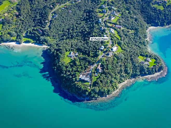 47 Puriri Place, Sandspit