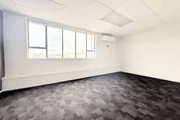 Entry Level Office | 83 m2 | Browns Bay