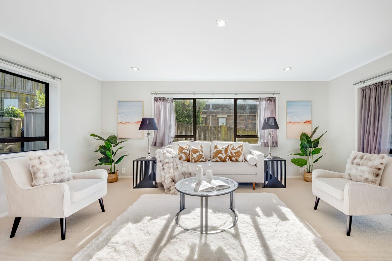 Elevated above Botany Downs – pohled 4
