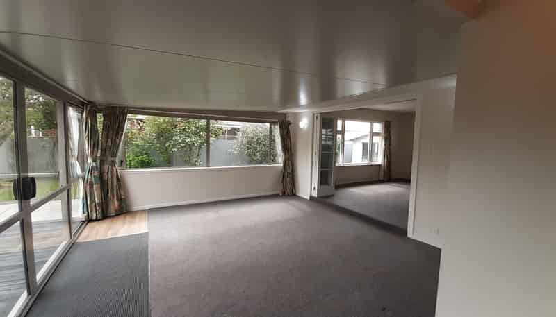 6 Bourne Crescent, Papanui
