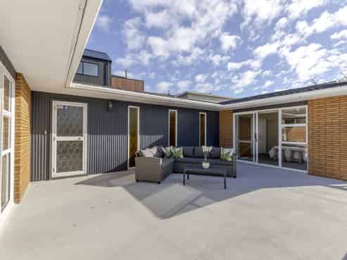 24B Alberta Road, Glen Avon
