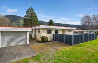 49 Devon Street, Picton