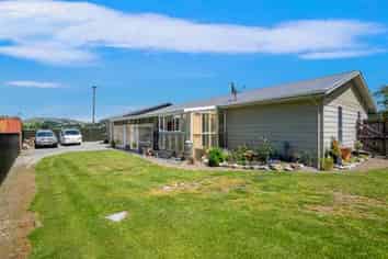 Rare Lifestyle & Income Opportunity – FHGC