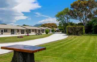 Rare Lifestyle & Income Opportunity – FHGC